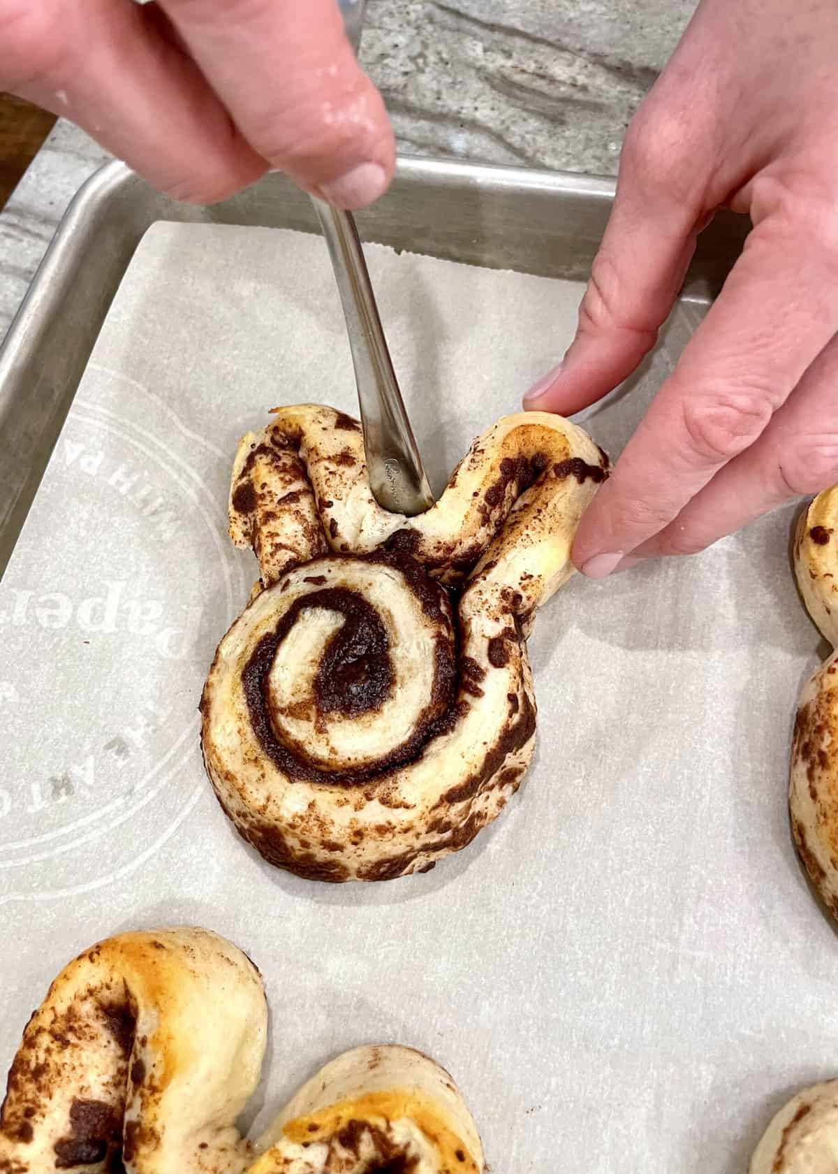 Easter Bunny Cinnamon Rolls by The BakerMama